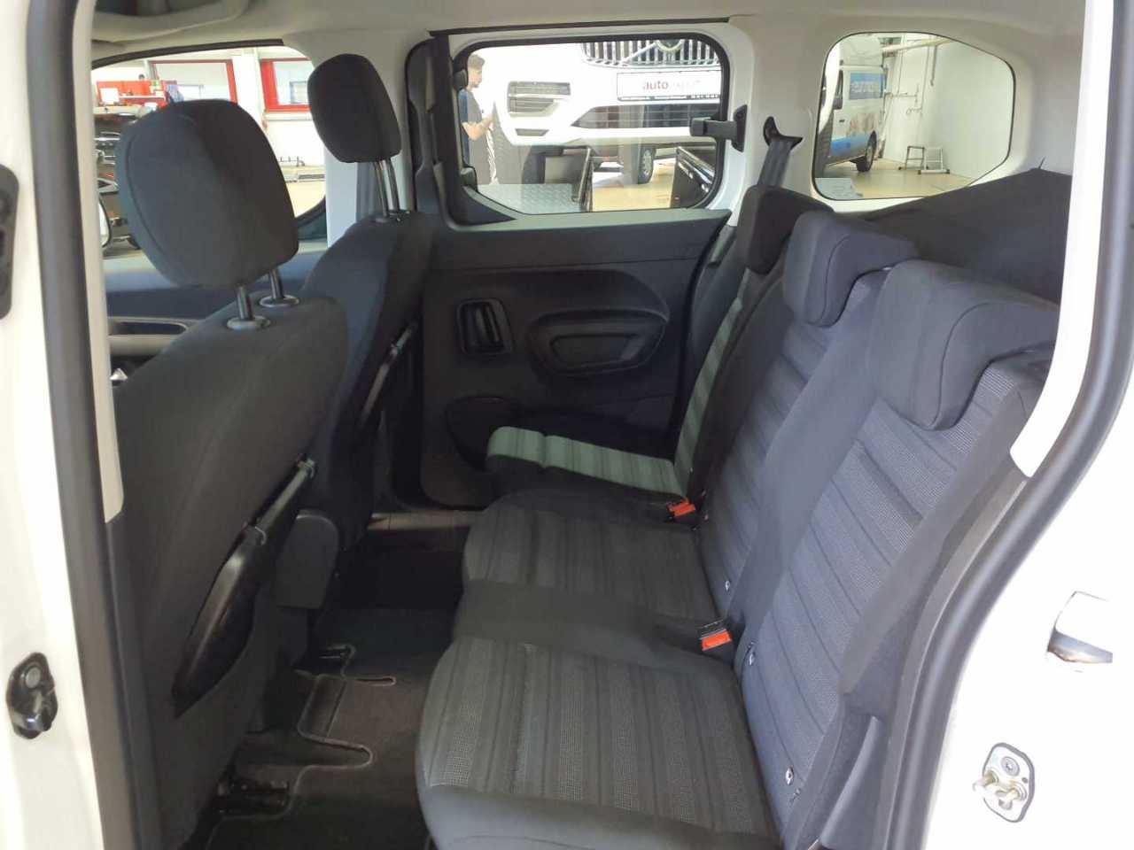 Opel Combo Life 1.5 D Start/Stop Edition 13