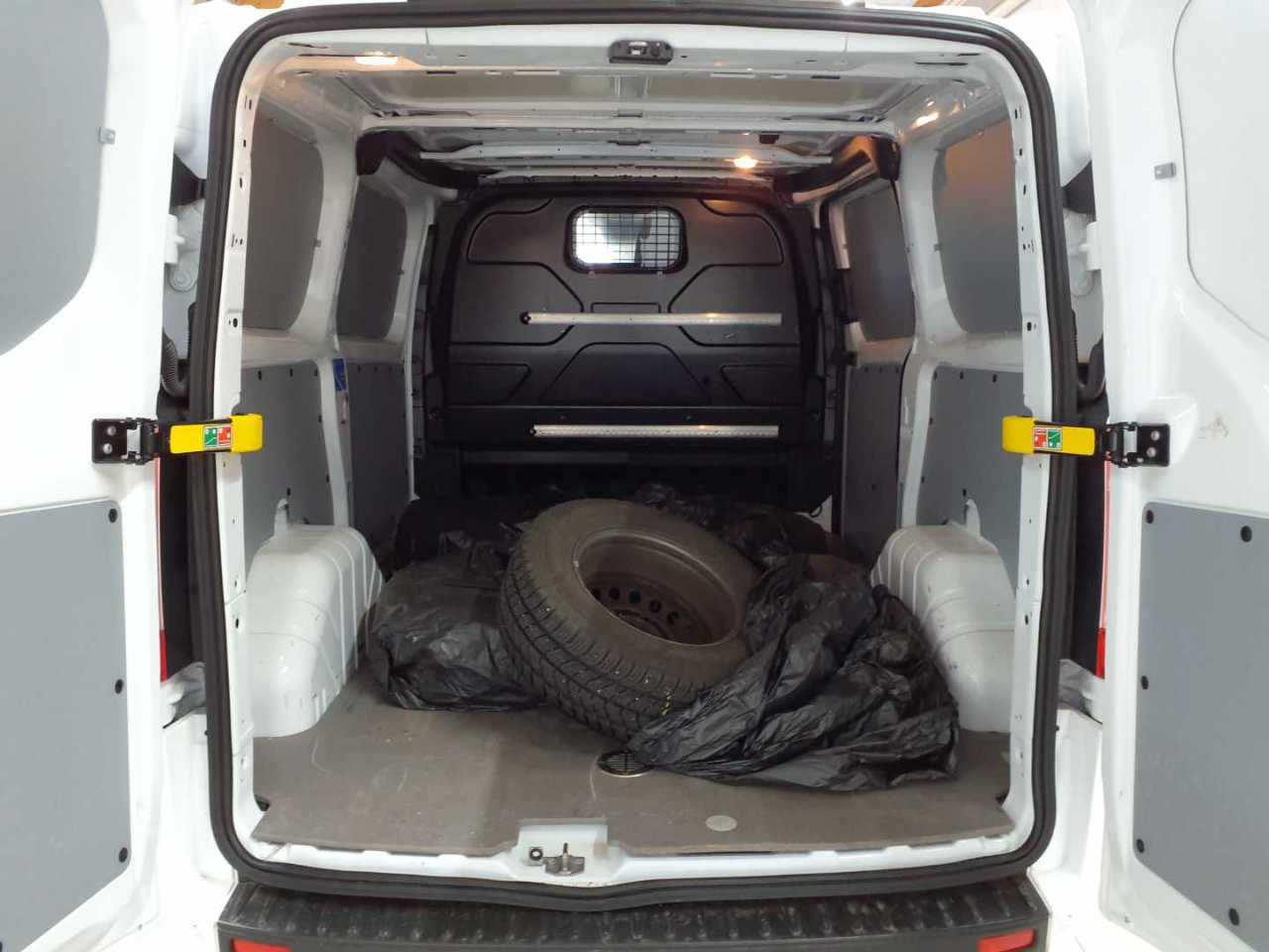 Ford Transit Custom 300 L1H1 LKW VA Trend 14