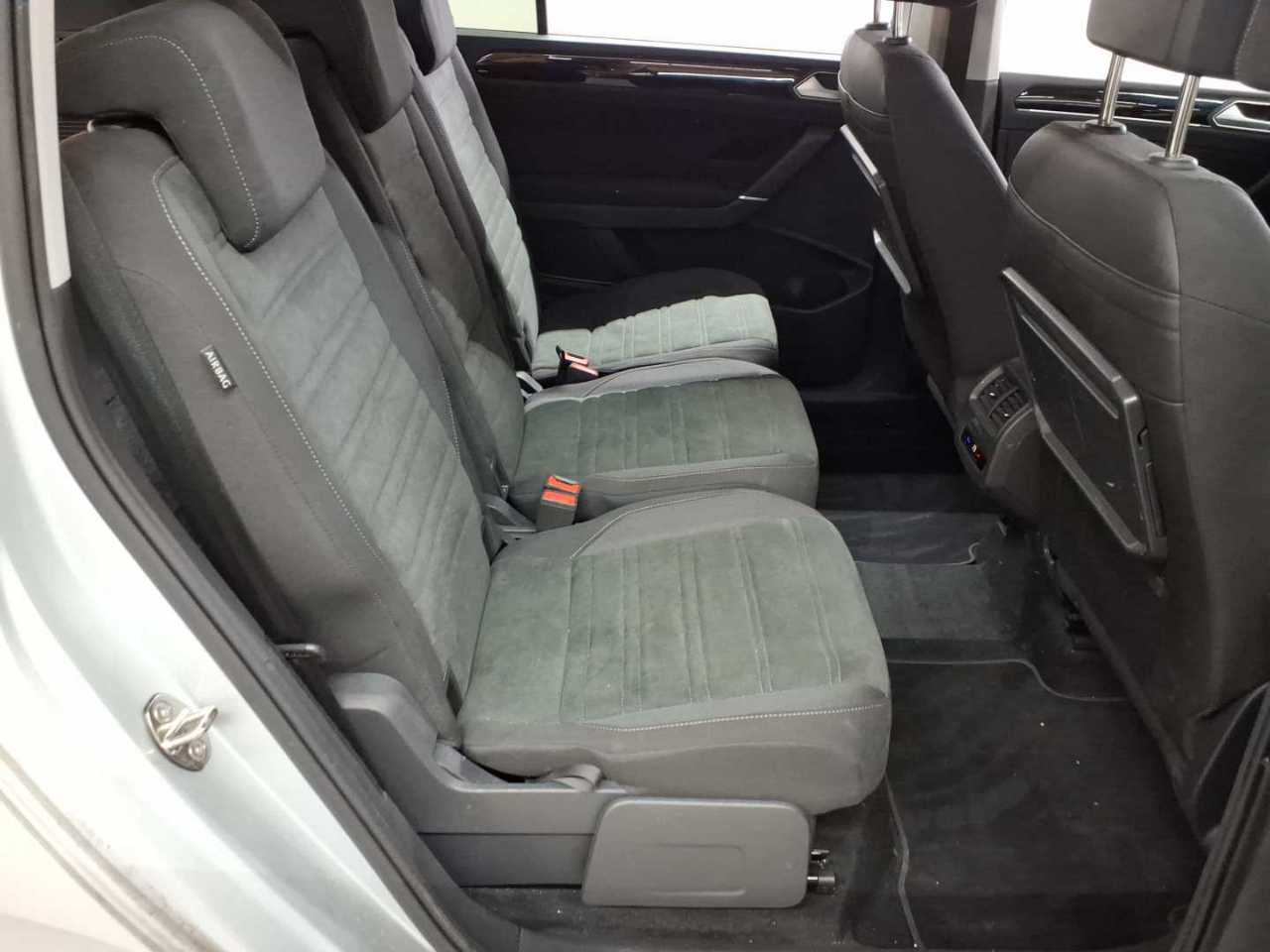 Vw Touran 2.0 TDI SCR DSG Highline 13