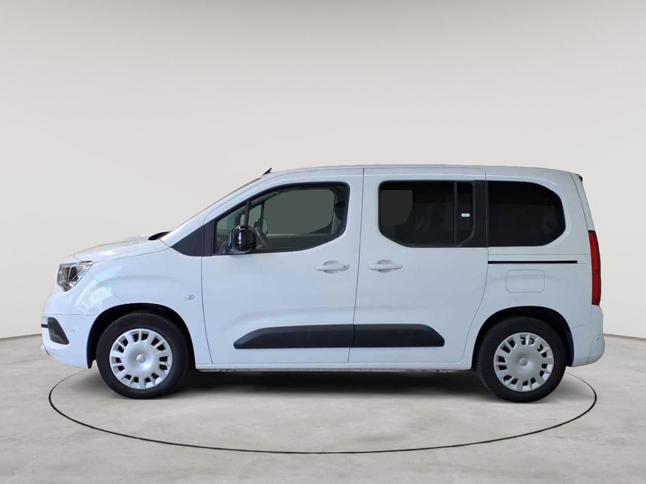 Opel Combo Life 1.5 D Start/Stop Elegance 6