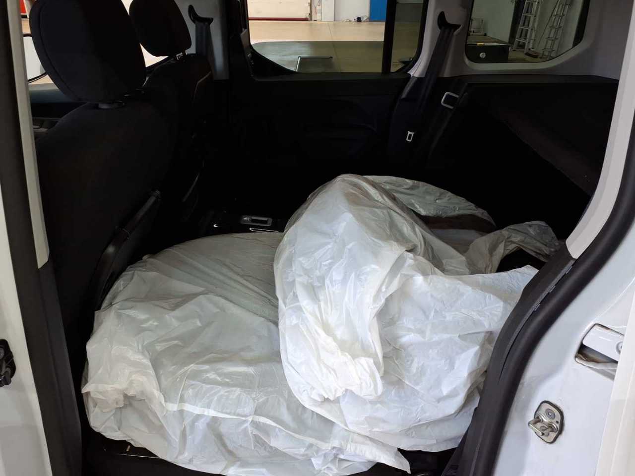 Opel Combo Life 1.5 D Start/Stop Elegance 13