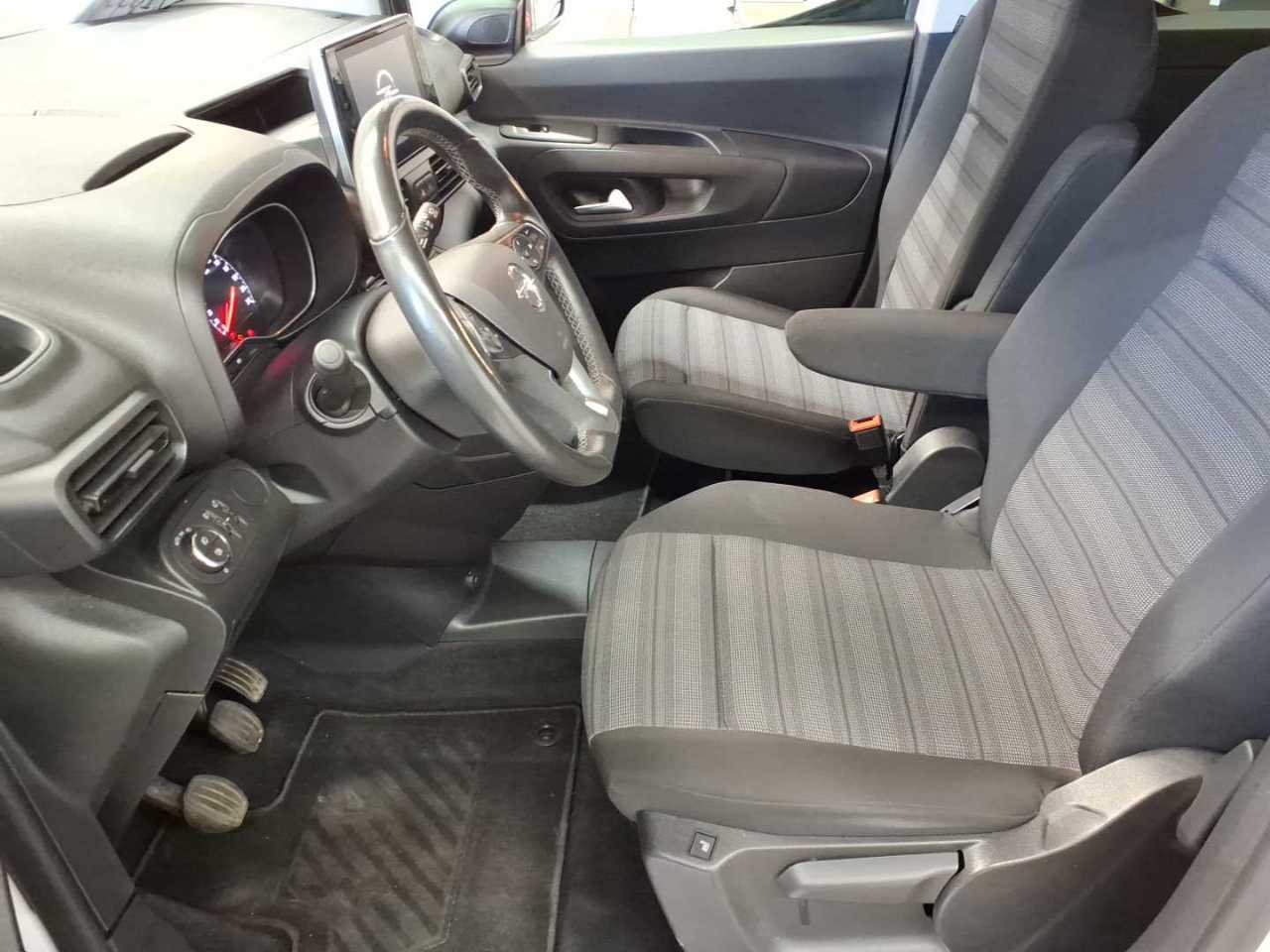 Opel Combo Life 1.5 D Start/Stop Elegance 7