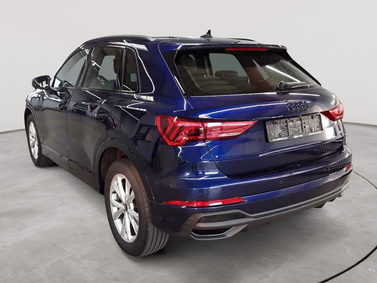 Audi Q3 35 TDI quattro S tronic S line 5
