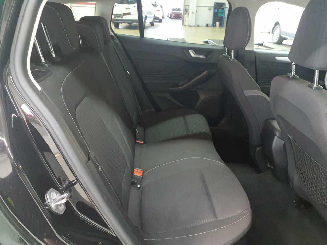 Ford Focus Turnier 1.5 EcoBlue Start-Stopp-System COOL&CONNECT 13