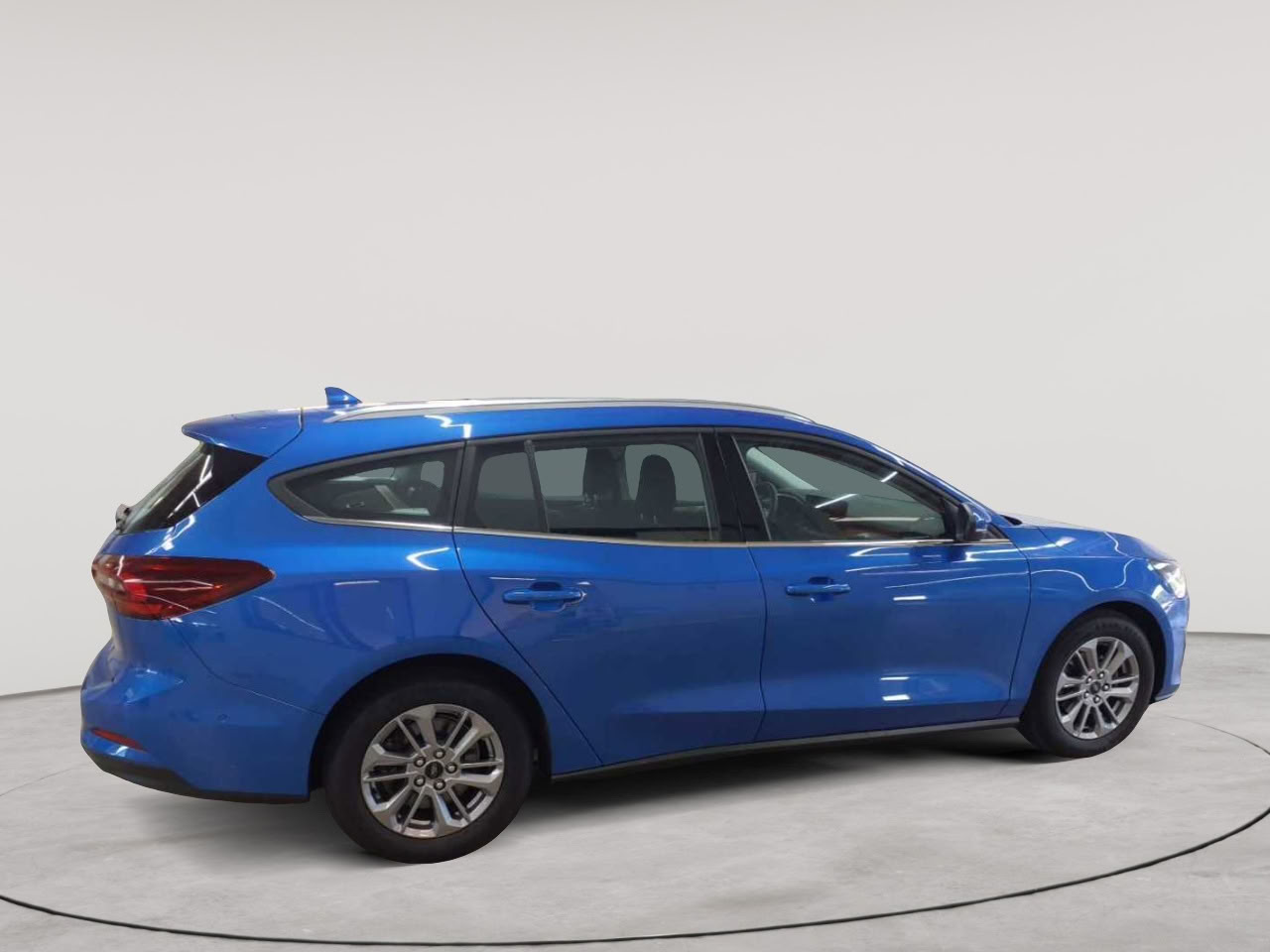 Ford Focus Turnier 1.5 EcoBlue Start-Stopp-System Aut. TITANIUM 3