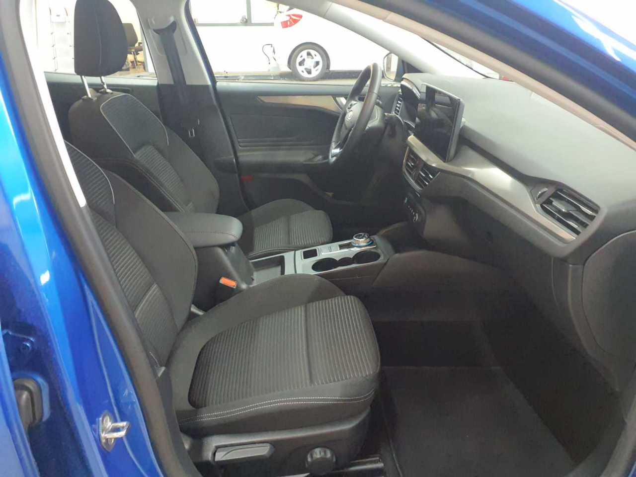 Ford Focus Turnier 1.5 EcoBlue Start-Stopp-System Aut. TITANIUM 7