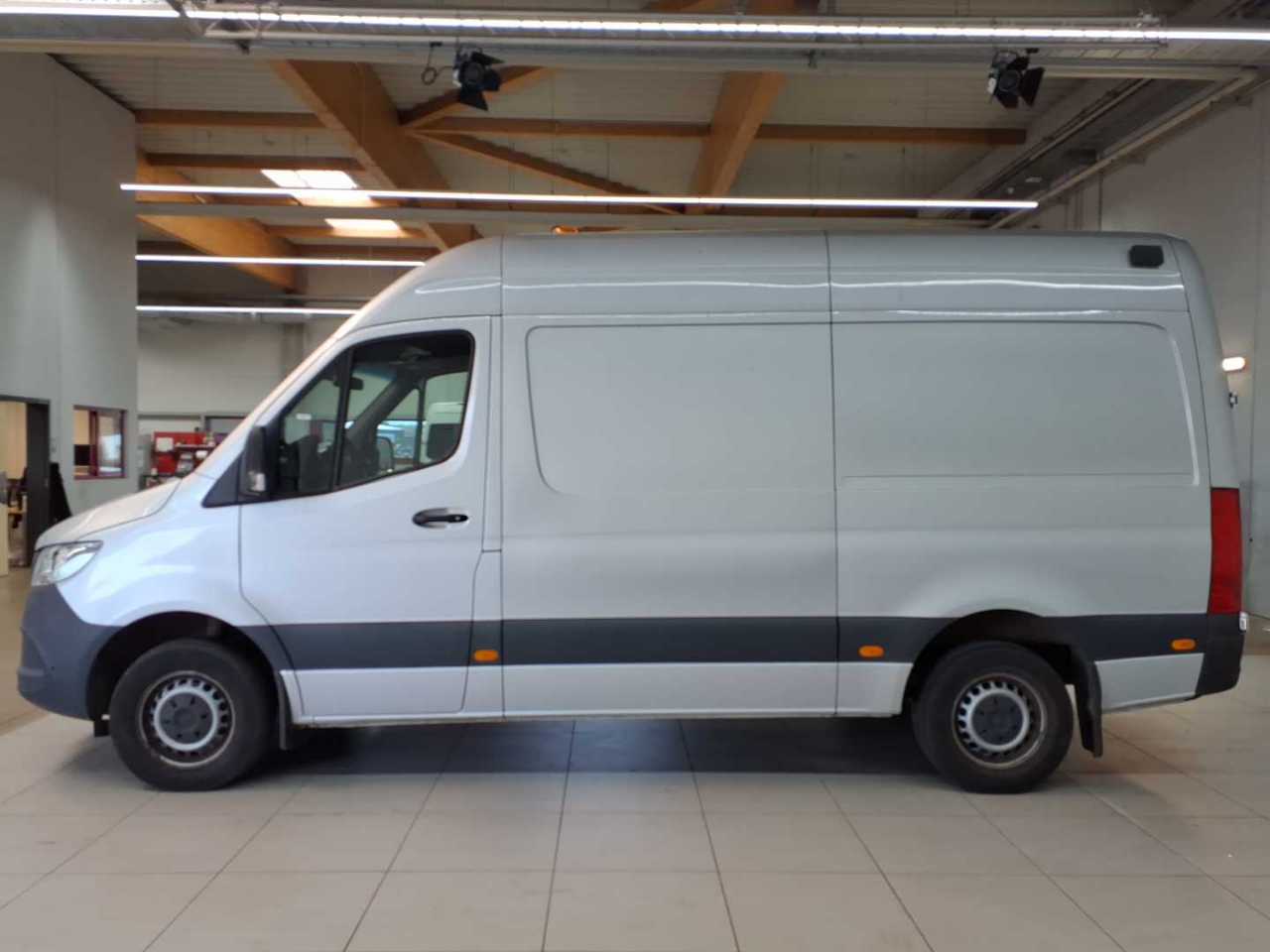 Mercedes-Benz 319 CDI Sprinter Standard HA 7G-TRONIC Plus 6