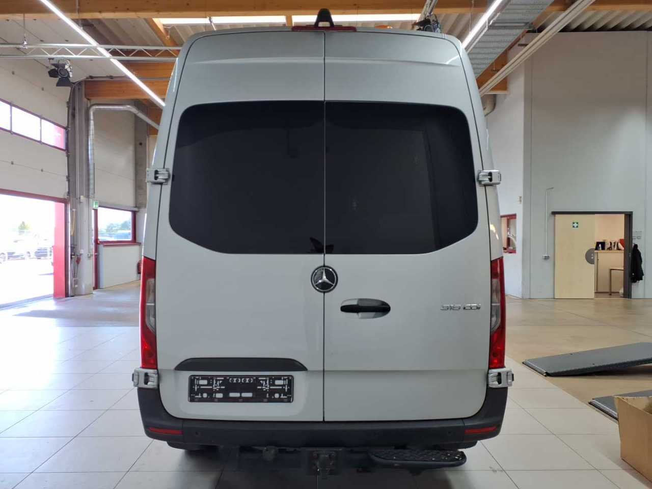 Mercedes-Benz 319 CDI Sprinter Standard HA 7G-TRONIC Plus 5