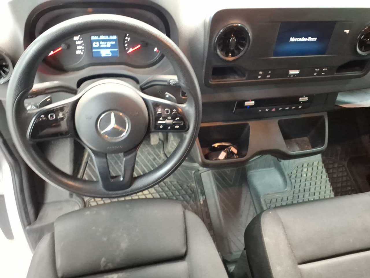 Mercedes-Benz 319 CDI Sprinter Standard HA 7G-TRONIC Plus 12