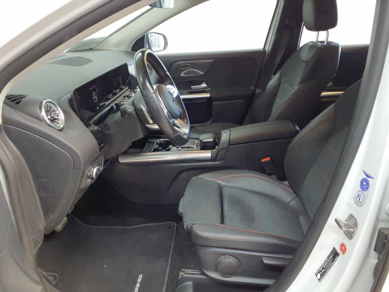 Mercedes-Benz GLA 220 d 8G-DCT AMG Line 8