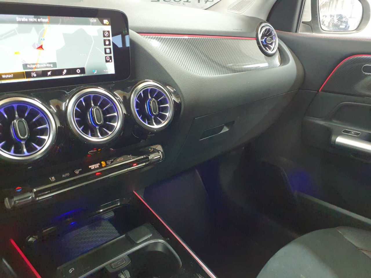 Mercedes-Benz GLA 220 d 8G-DCT AMG Line 16