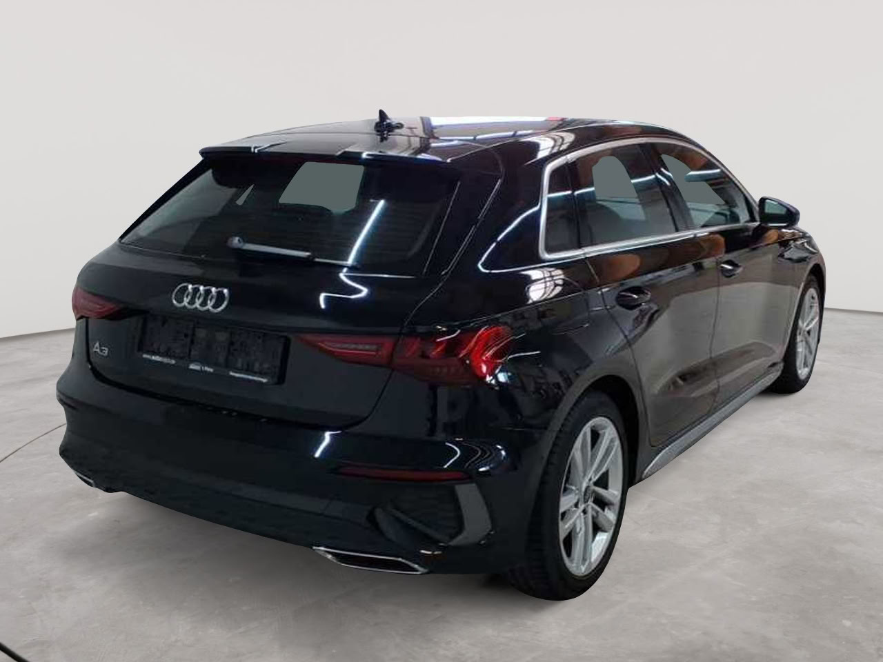 Audi A3 35 TDI Sportback S line 4