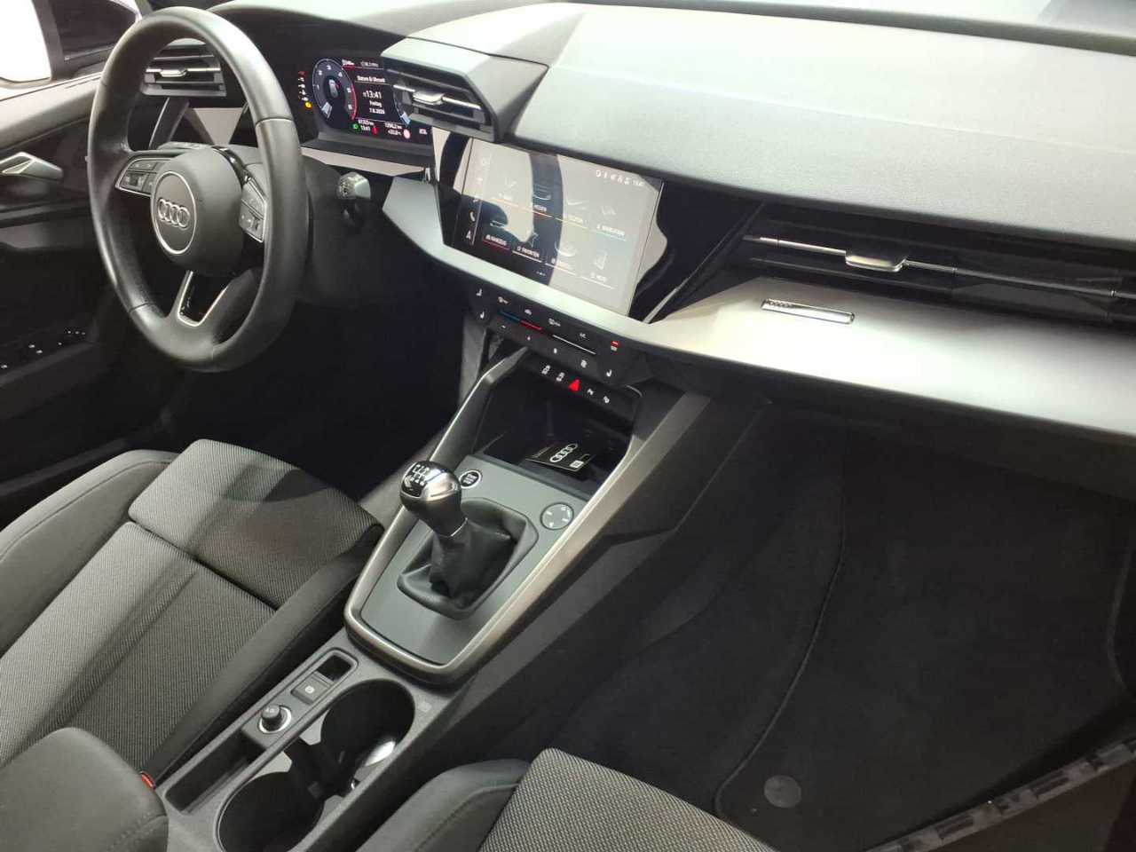 Audi A3 35 TDI Sportback S line 9