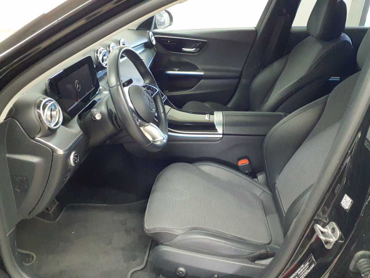 Mercedes-Benz C 200 d T 9G-TRONIC Avantgarde 8