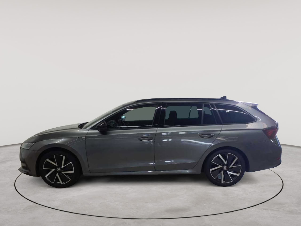 Skoda Octavia Combi 2.0 TSI DSG 4x4 Sportline 6