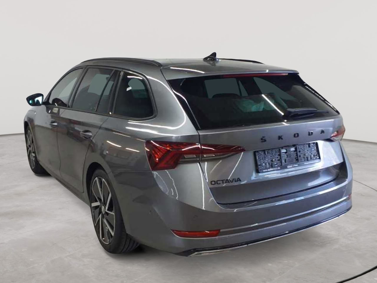 Skoda Octavia Combi 2.0 TSI DSG 4x4 Sportline 5