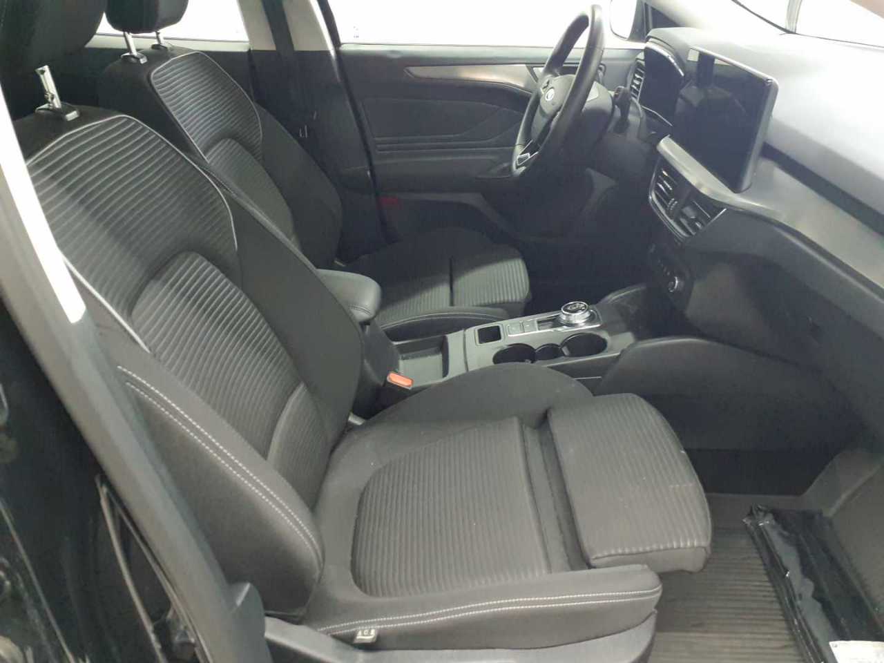Ford Focus 1.5 EcoBlue Start-Stopp-System Aut. TITANIUM 8