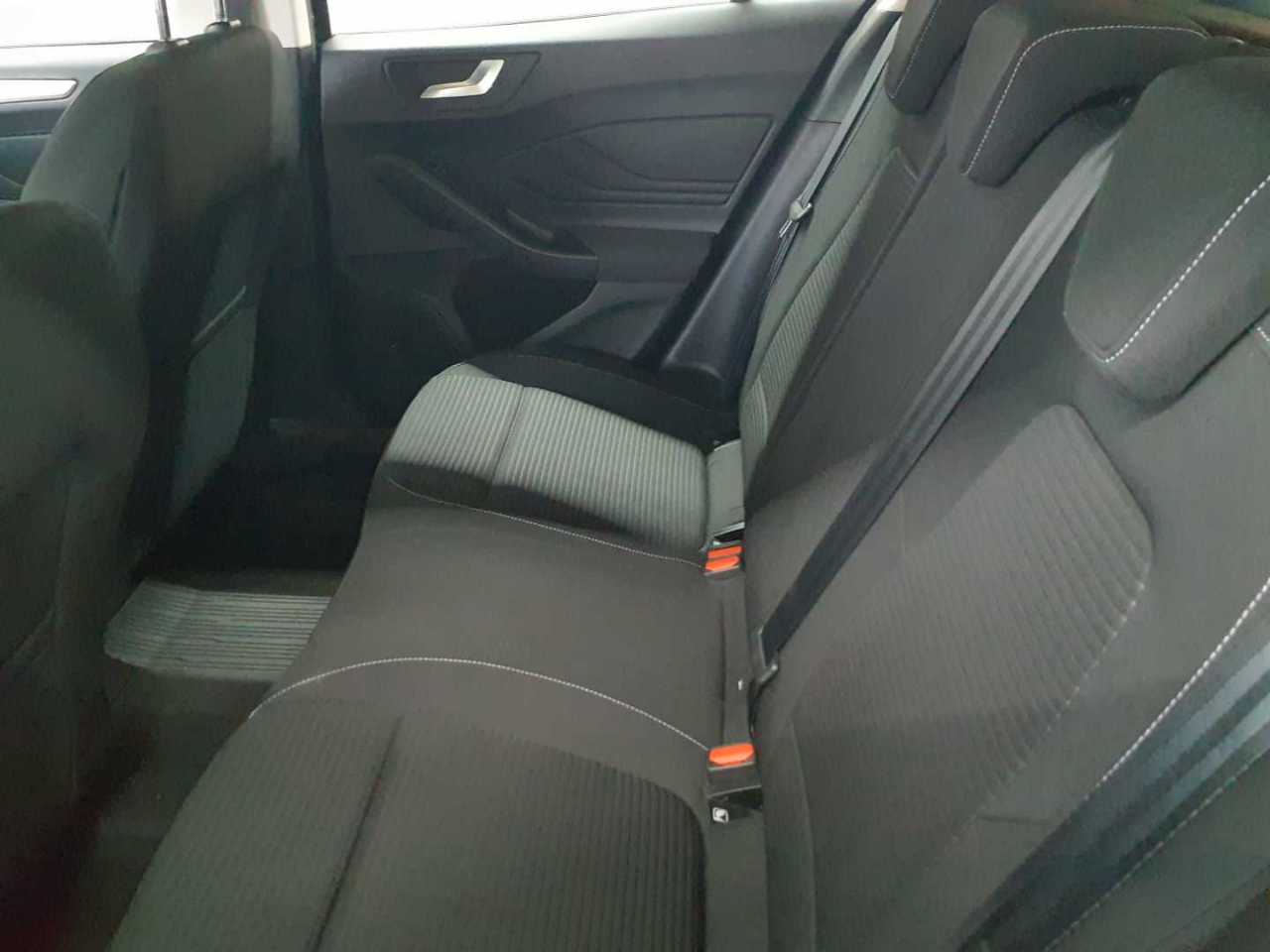 Ford Focus 1.5 EcoBlue Start-Stopp-System Aut. TITANIUM 13