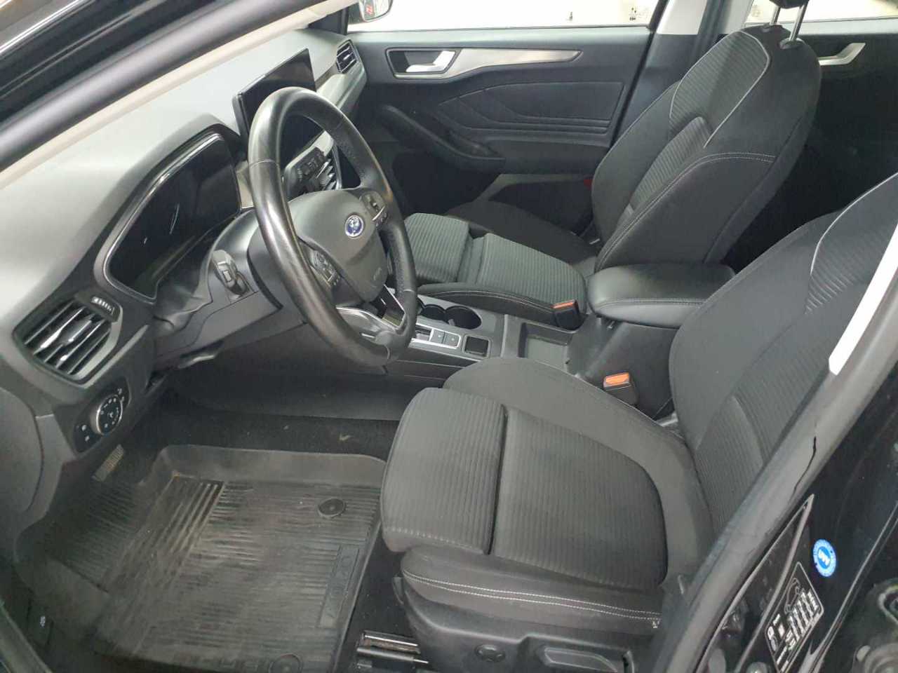 Ford Focus 1.5 EcoBlue Start-Stopp-System Aut. TITANIUM 7