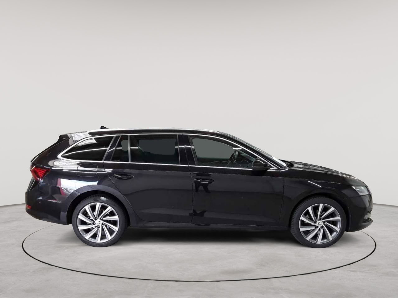Skoda Octavia Combi 1.4 TSI iV DSG Style 3
