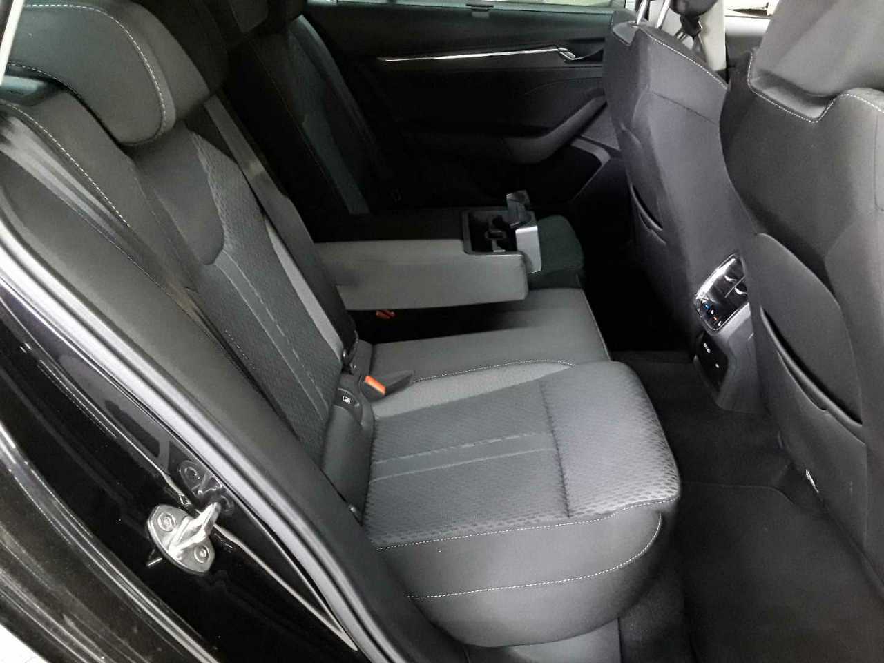 Skoda Octavia Combi 1.4 TSI iV DSG Style 14