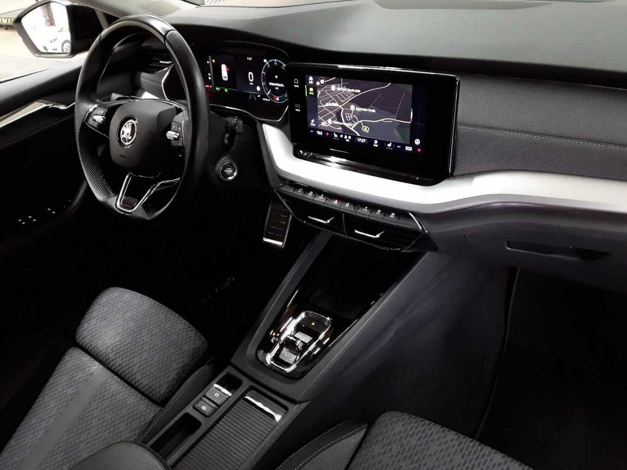 Skoda Octavia Combi 1.4 TSI iV DSG Style 9