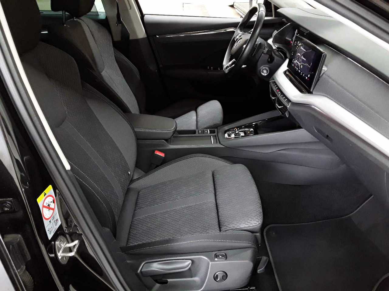 Skoda Octavia Combi 1.4 TSI iV DSG Style 8