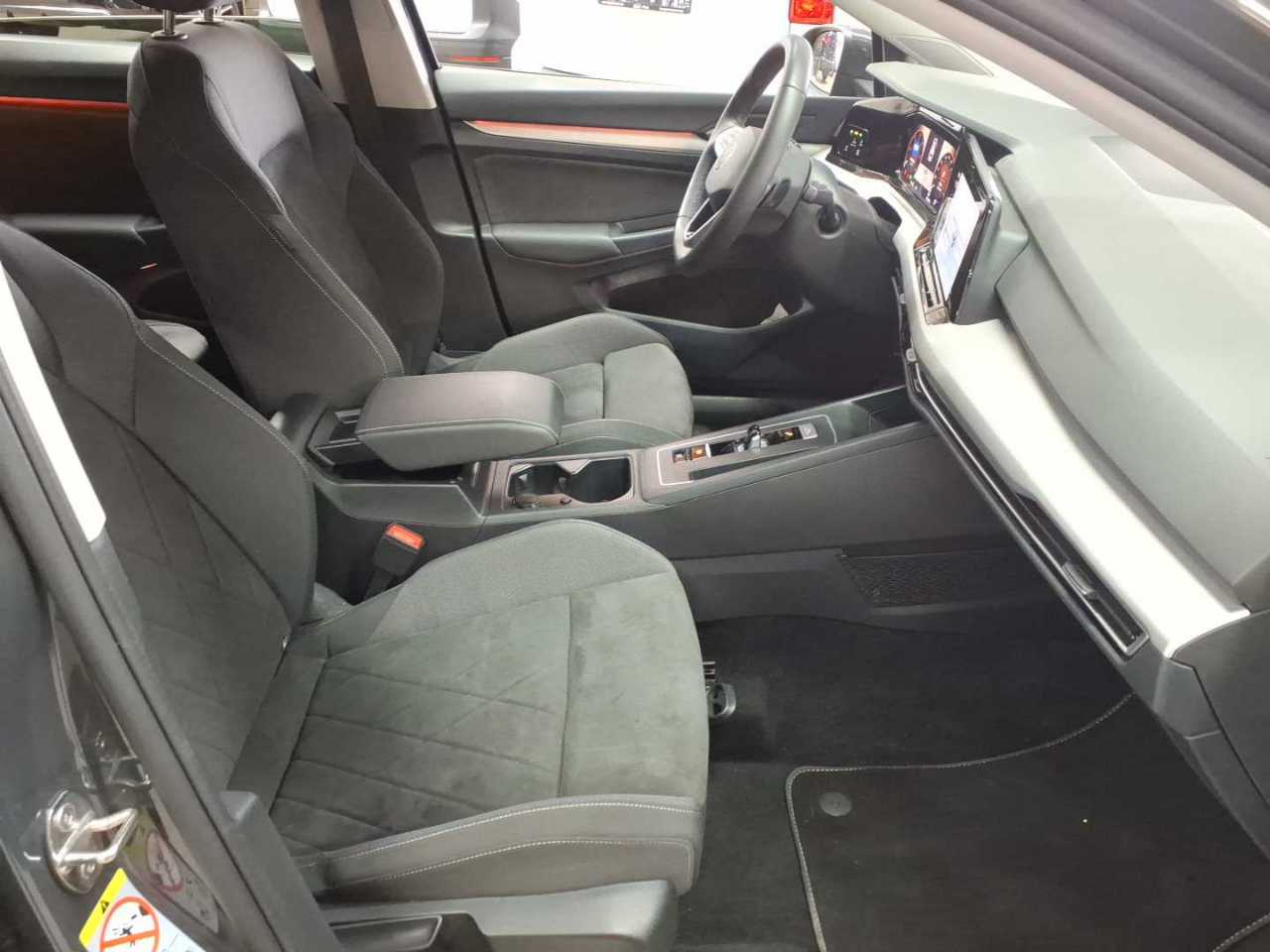 Vw Golf Variant 2.0 TDI SCR DSG Life 8