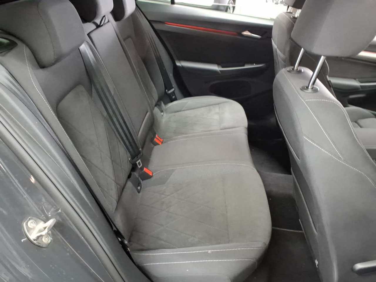 Vw Golf Variant 2.0 TDI SCR DSG Life 14