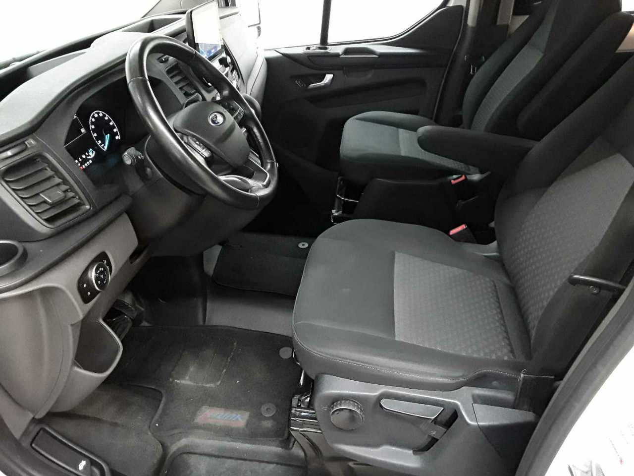 Ford Transit Custom 320 L2H1 LKW VA Autm. Trend 7