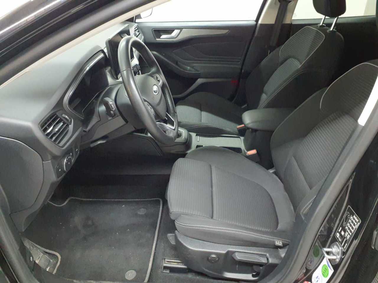 Ford Focus Turnier 1.0 EcoBoost Hybrid Aut. TITANIUM X 8
