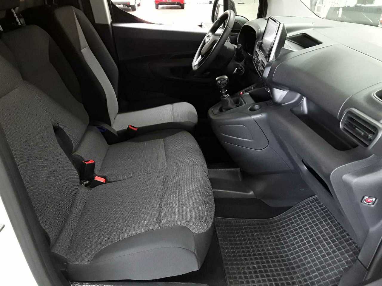 Opel Combo Cargo 1.5 D Edition 8