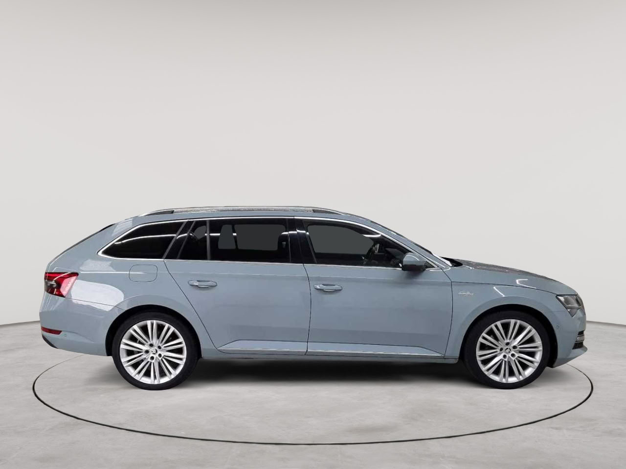 Skoda Superb Combi 1.4 TSI iV DSG L&K 3