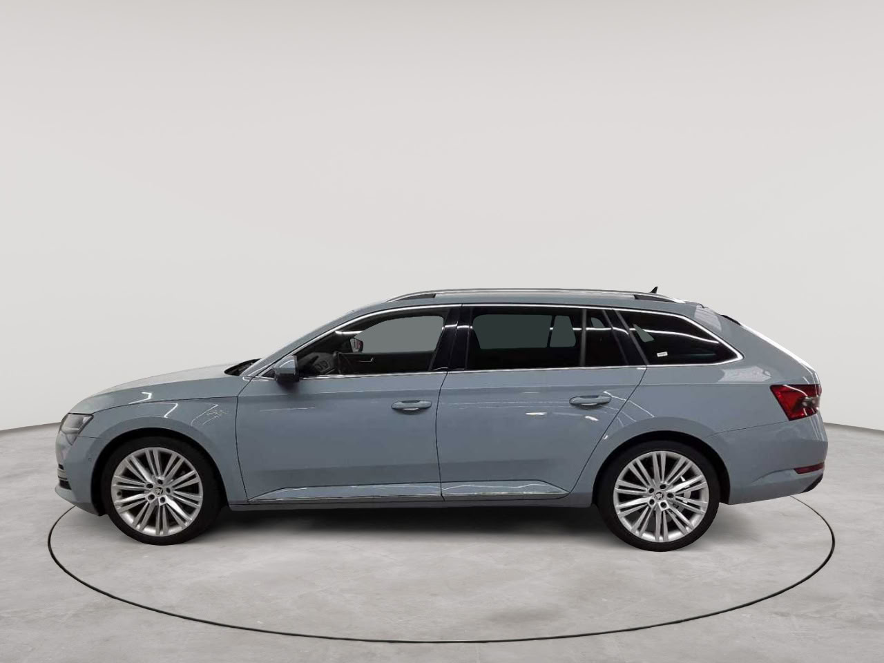 Skoda Superb Combi 1.4 TSI iV DSG L&K 6