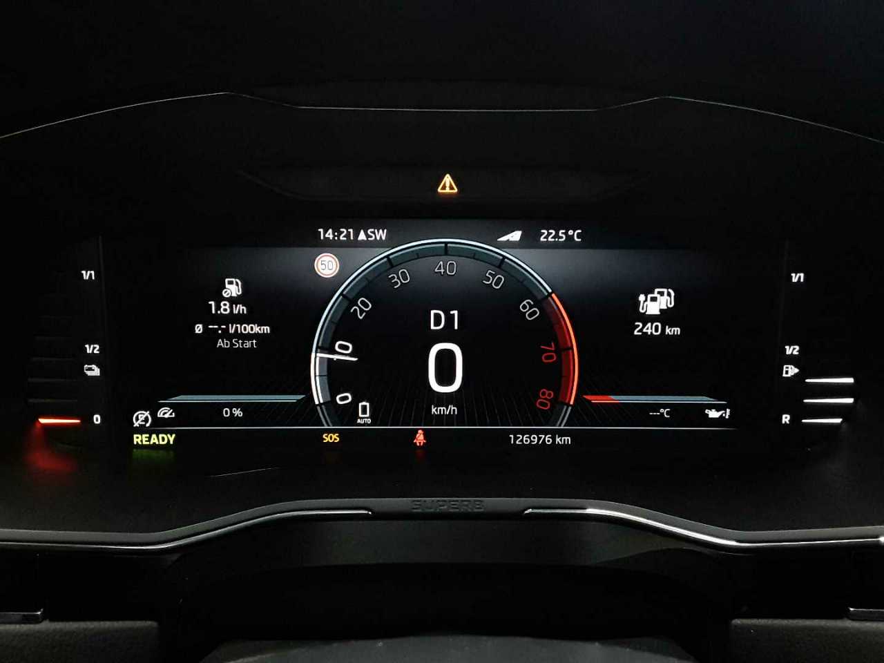 Skoda Superb Combi 1.4 TSI iV DSG L&K 11