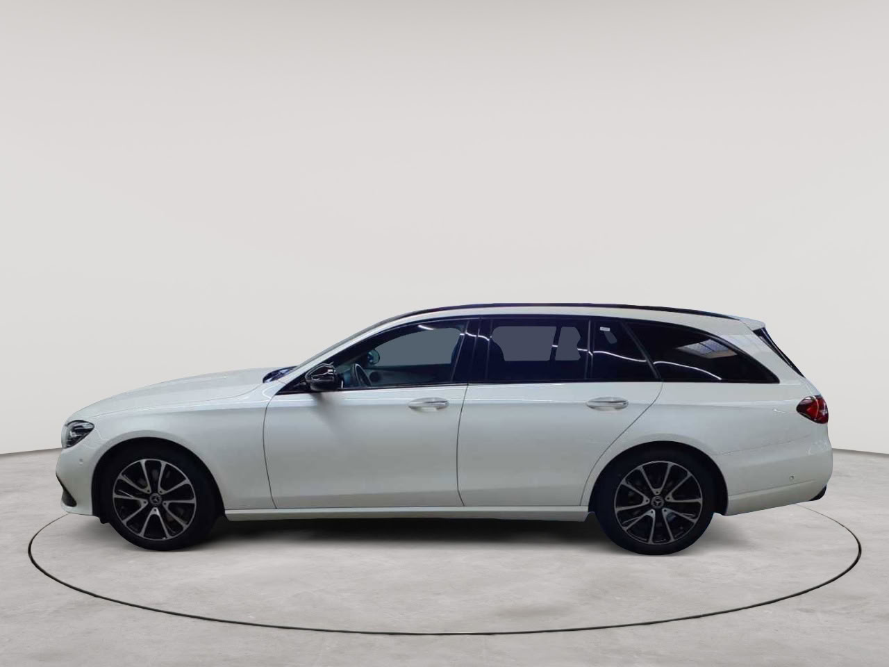 Mercedes-Benz E 220 d 4Matic T 9G-TRONIC Avantgarde 6