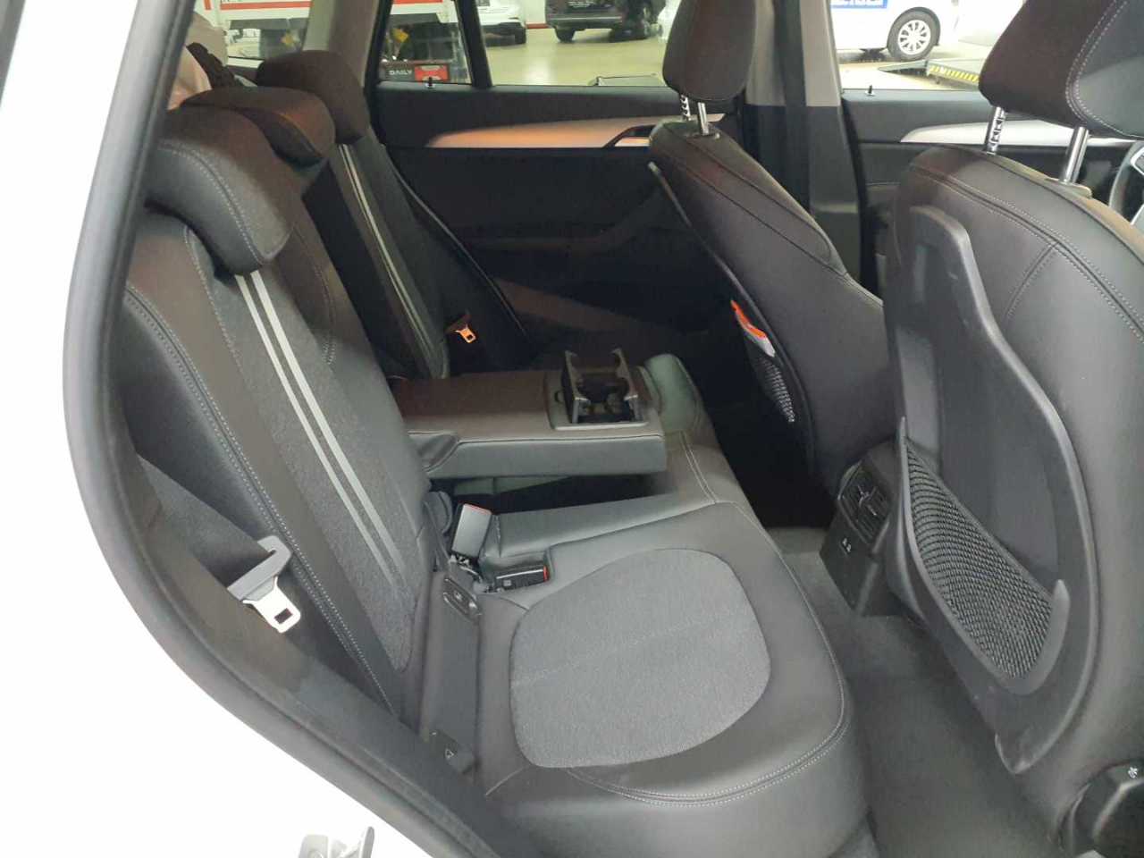 Bmw X1 sDrive18d Aut. 13