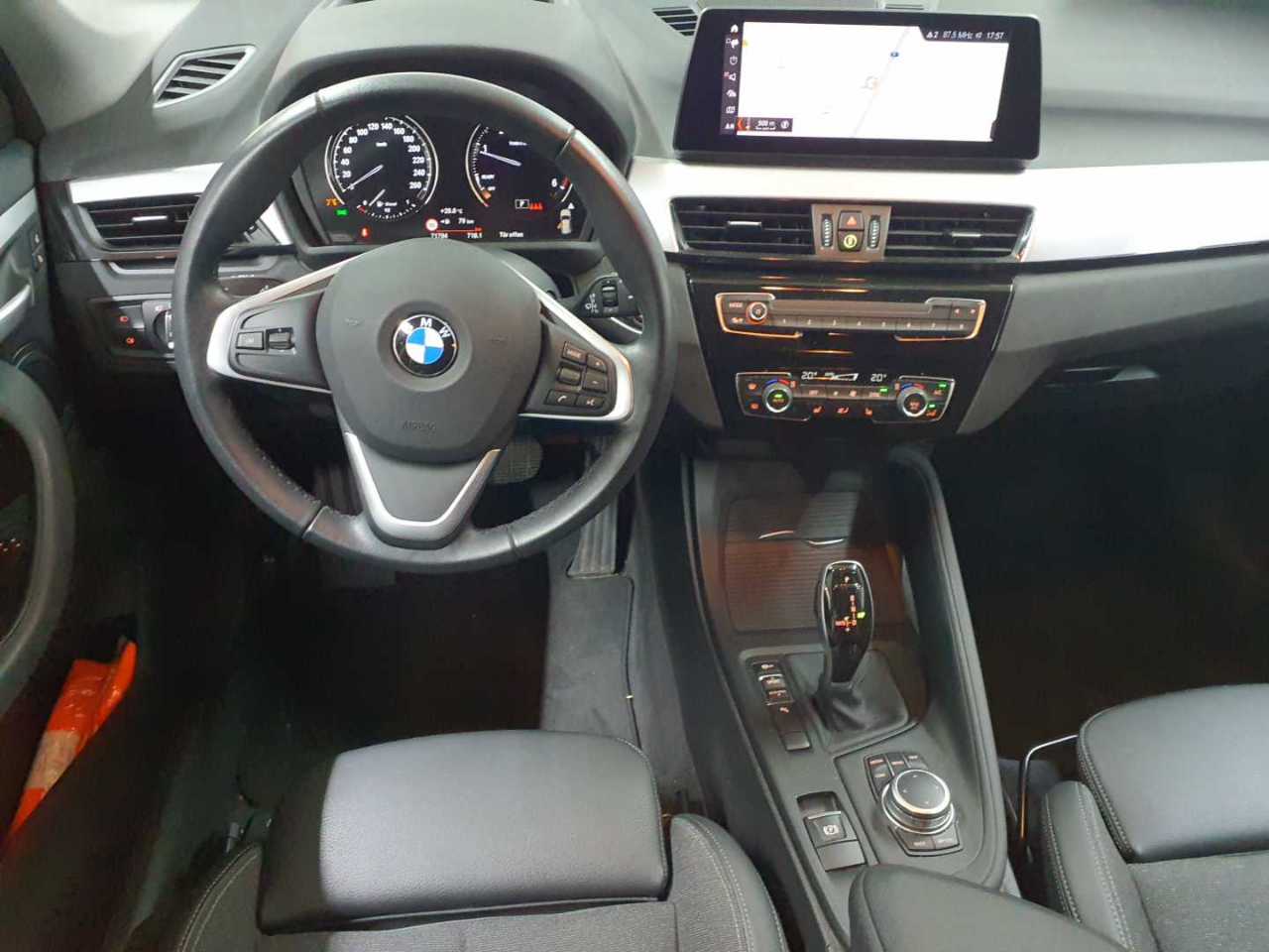Bmw X1 sDrive18d Aut. 9
