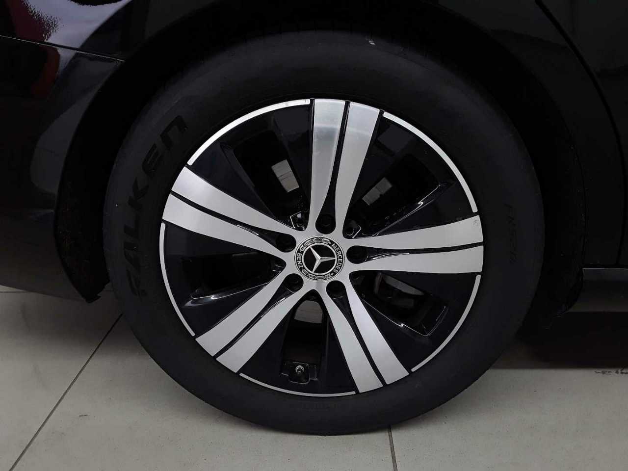 Mercedes-Benz C 220 d T 9G-TRONIC Avantgarde 18