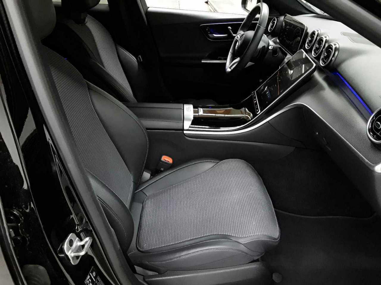Mercedes-Benz C 220 d T 9G-TRONIC Avantgarde 8