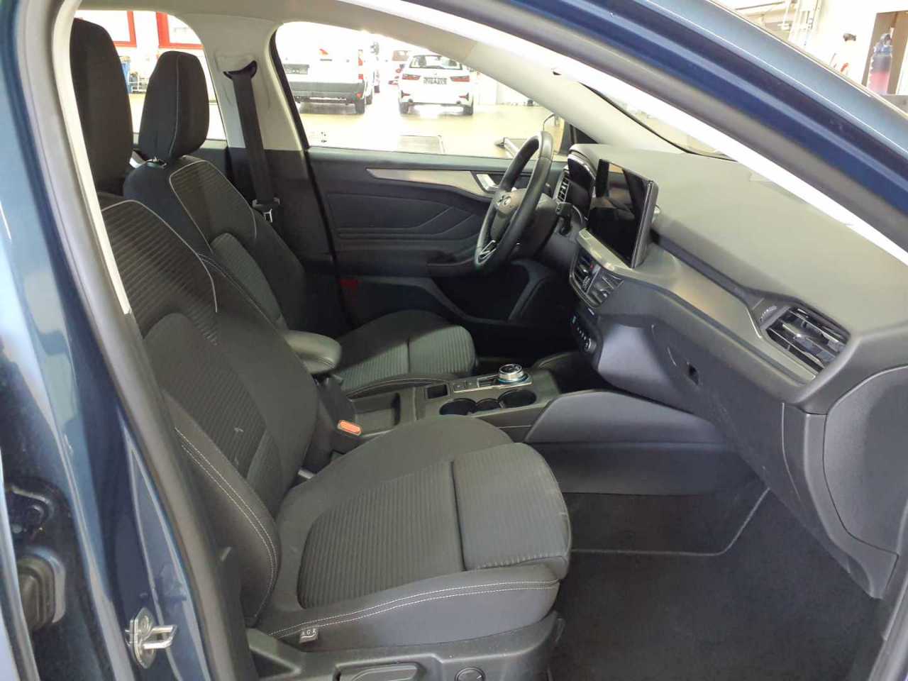 Ford Focus Turnier 1.5 EcoBlue Start-Stopp-System Aut. TITANIUM 7