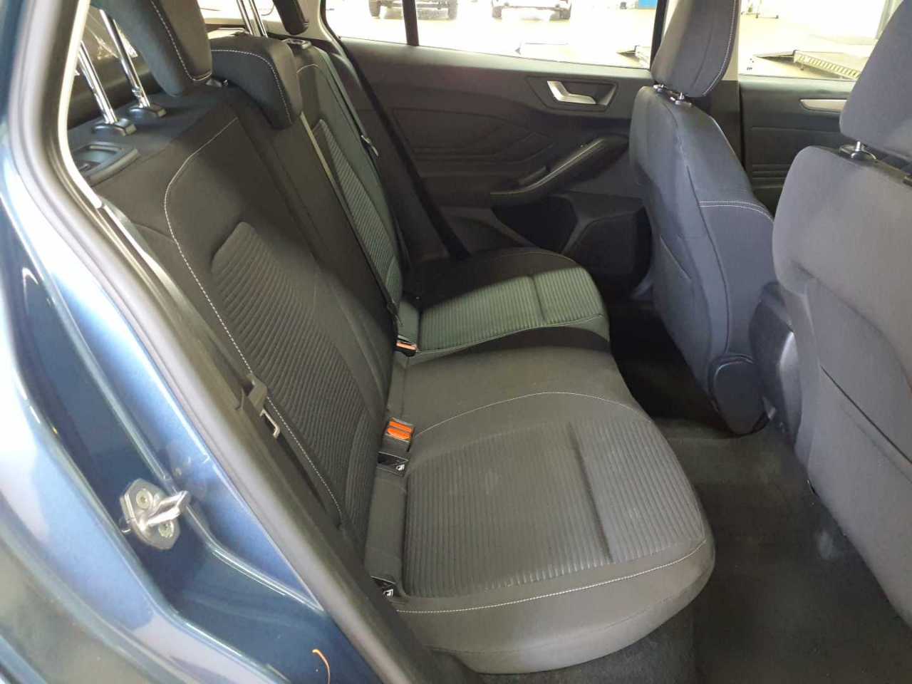 Ford Focus Turnier 1.5 EcoBlue Start-Stopp-System Aut. TITANIUM 13