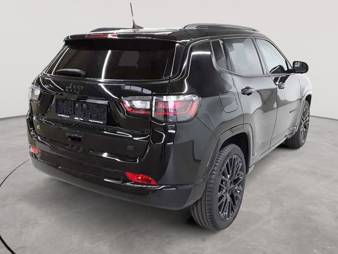 Jeep Compass 1.5 GSE T4 48V e-Hybrid Automatik S 4