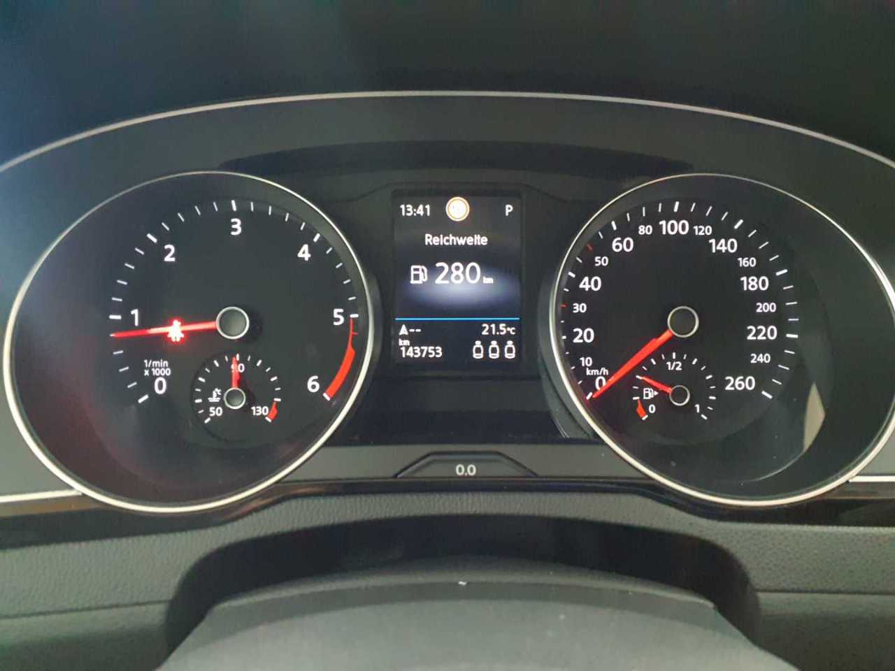 Vw Passat Variant 2.0 TDI SCR DSG Business 10
