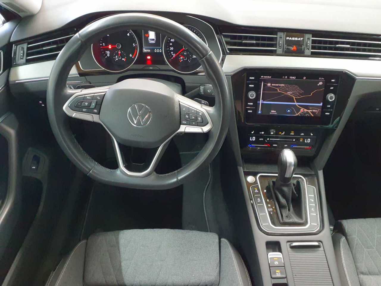 Vw Passat Variant 2.0 TDI SCR DSG Business 8