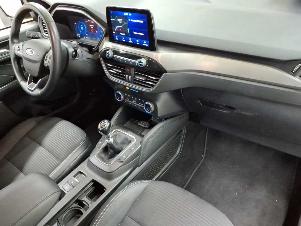 Ford Kuga 2.0 EcoBlue Hybrid TITANIUM X 9