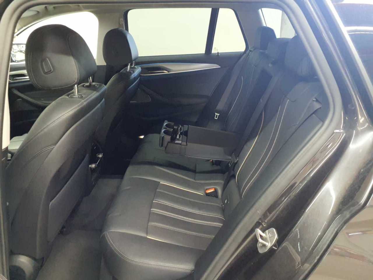 Bmw 530e Touring Aut. Luxury Line 13