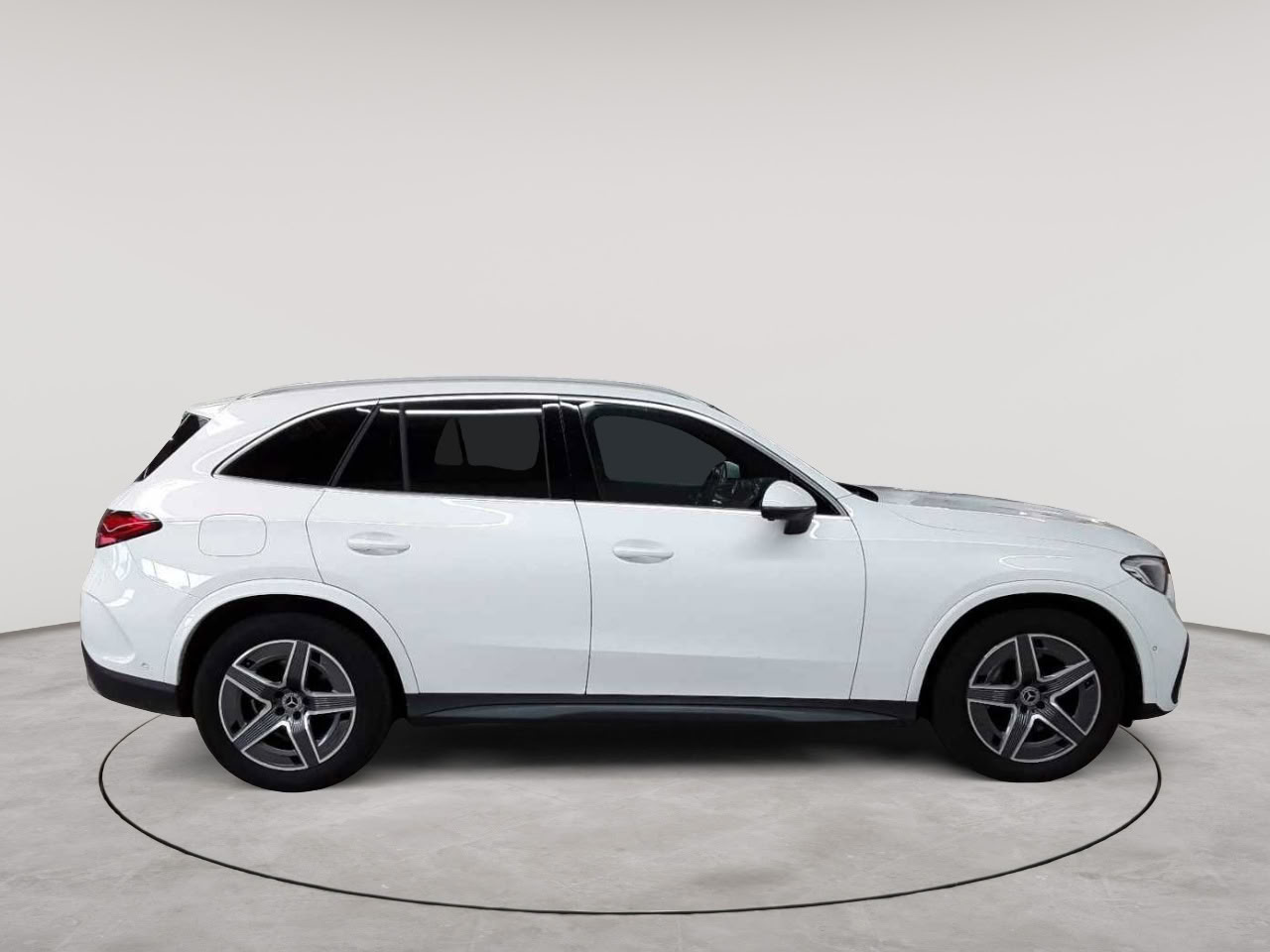 Mercedes-Benz GLC 220 d 4Matic 9G-TRONIC AMG Line Advanced 3