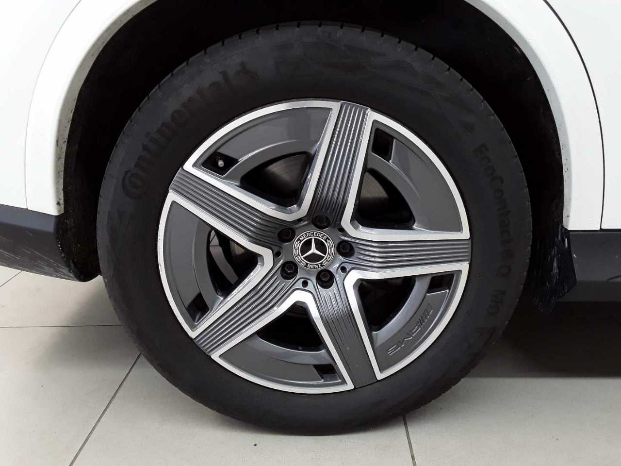 Mercedes-Benz GLC 220 d 4Matic 9G-TRONIC AMG Line Advanced 18