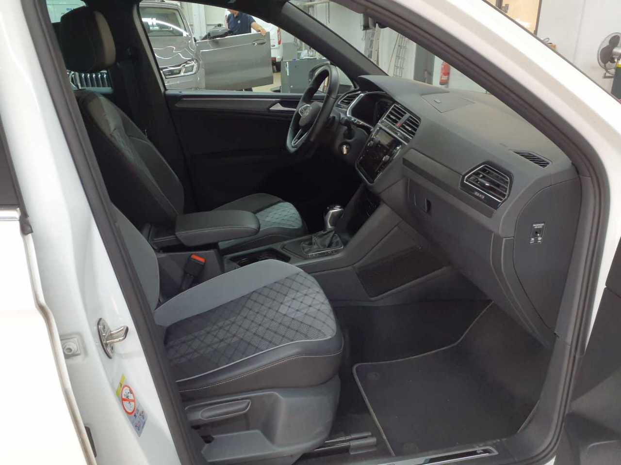 Vw Tiguan 1.5 TSI OPF DSG R-Line 8